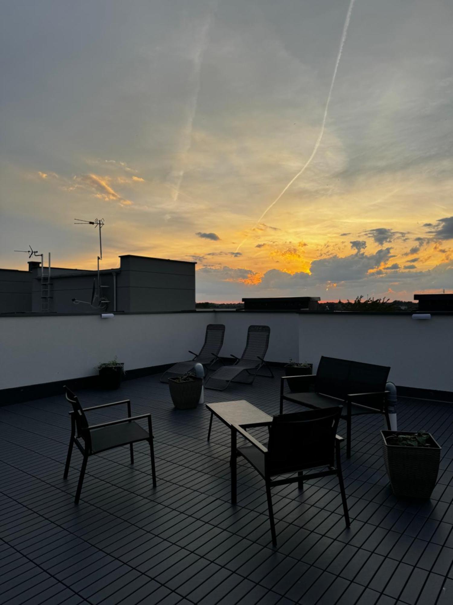 Apartament Z Tarasem 23 볼레스와비에츠 외부 사진